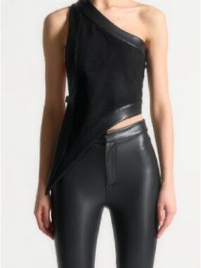 Maniere De Voir Black One-Shoulder Asymmetrical Top